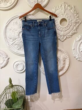 Madewell Cropped Stove Pipe Straight Jeans with Frayed Hem